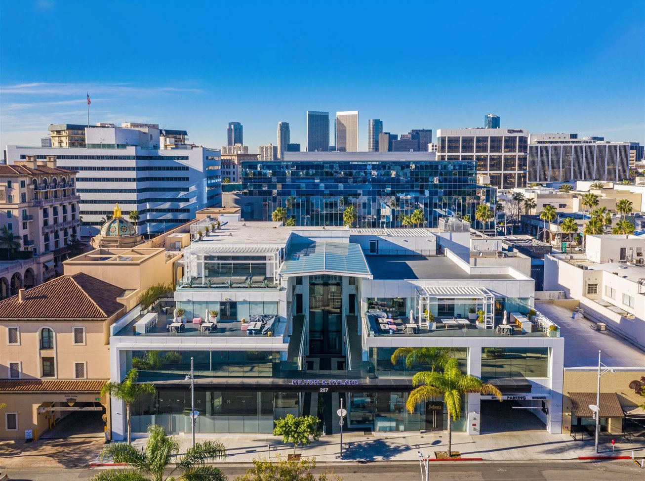 257 N Canon Drive Retail