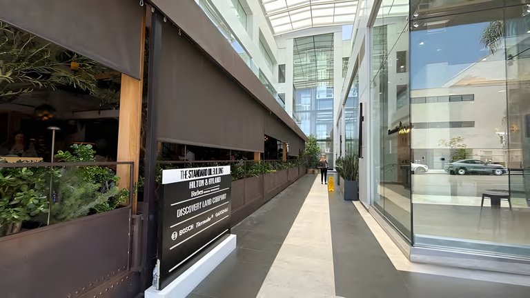 257 N Canon Drive, Beverly Hills, CA, For Lease, Image-3