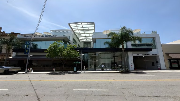 257 N Canon Drive, Beverly Hills, CA, For Lease, Image-2