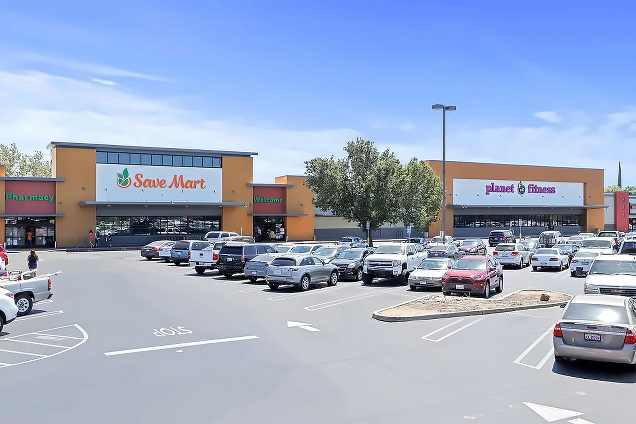 2617 Mitchell Rd Retail
