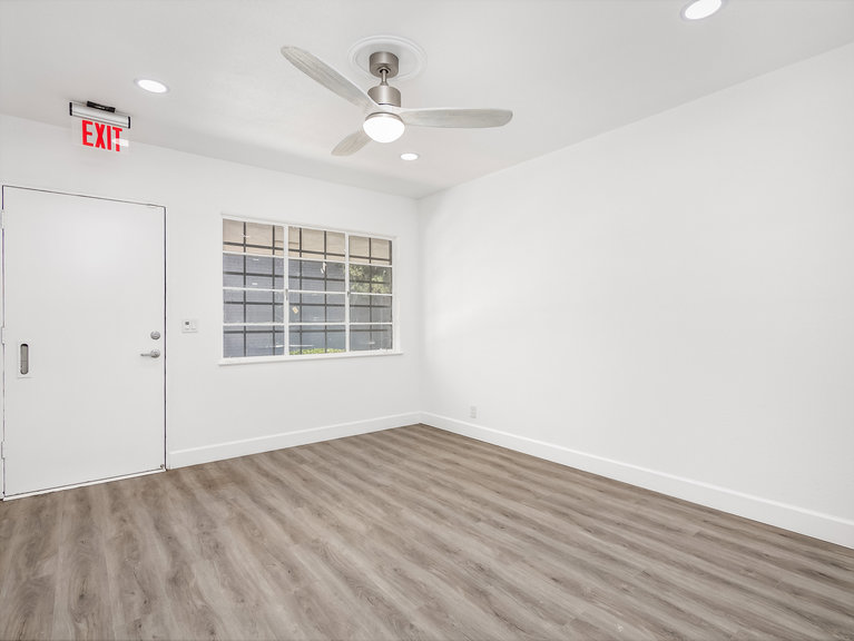 2632 North Blackstone Avenue, Fresno, CA, For Lease, Image-8