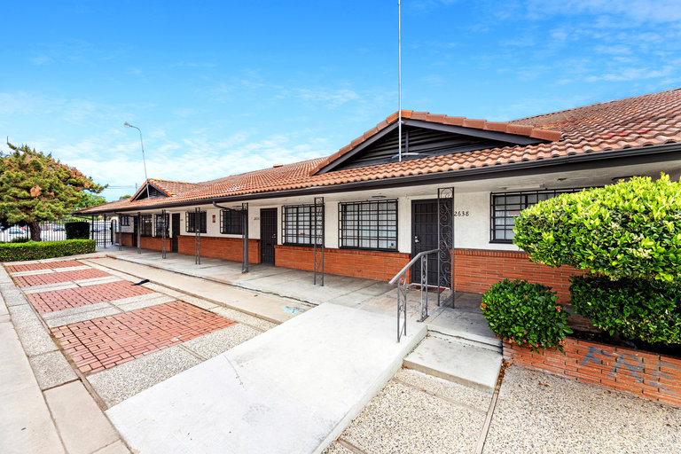 2632 North Blackstone Avenue, Fresno, CA, For Lease, Image-1