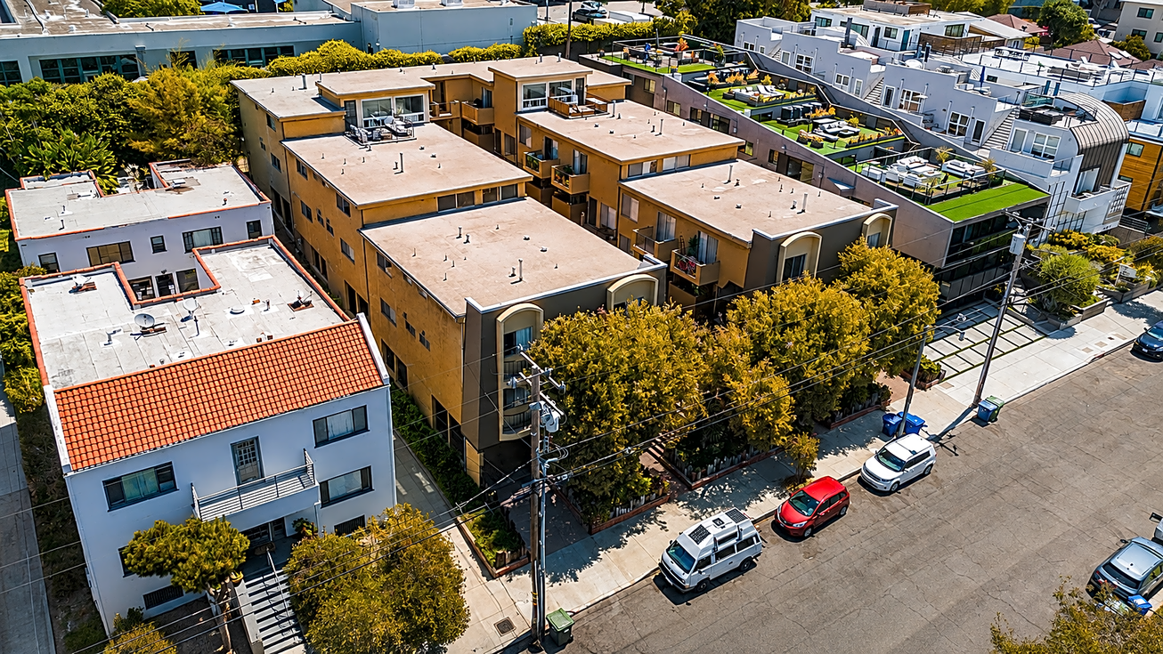 2727 3rd St Multifamily