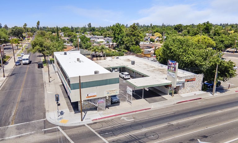 2819 North Blackstone Avenue, Fresno, CA, For Lease, Image-1