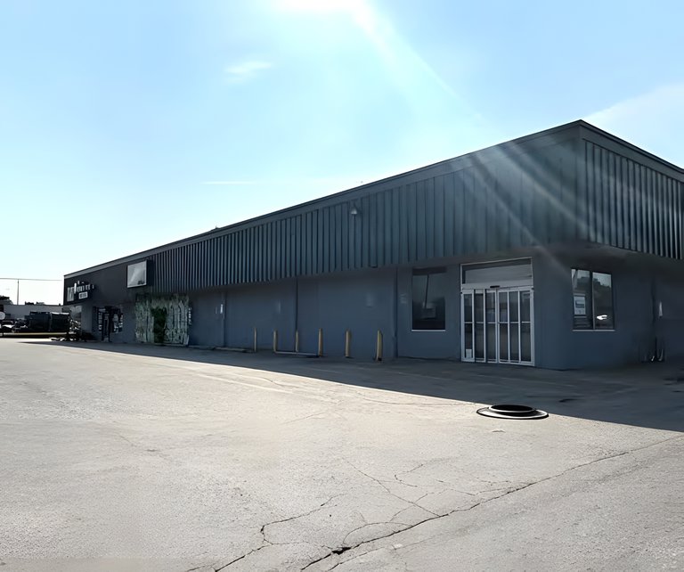 2838 East Court Street, Flint, MI, For Lease, Image-1