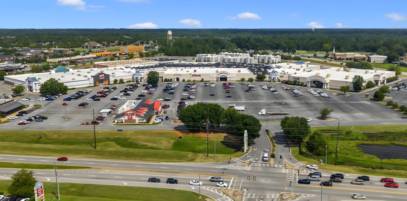 2922 - 2930 Watson Boulevard Retail