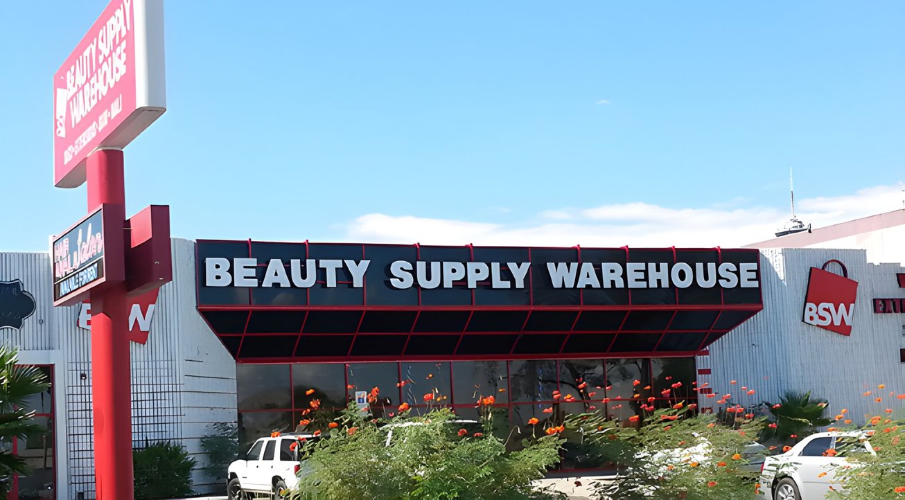 2965 South Maryland Parkway Retail