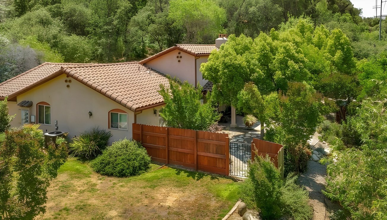 29673 Rock Creek Dr, Three Rivers, CA, For Sale, Image-2