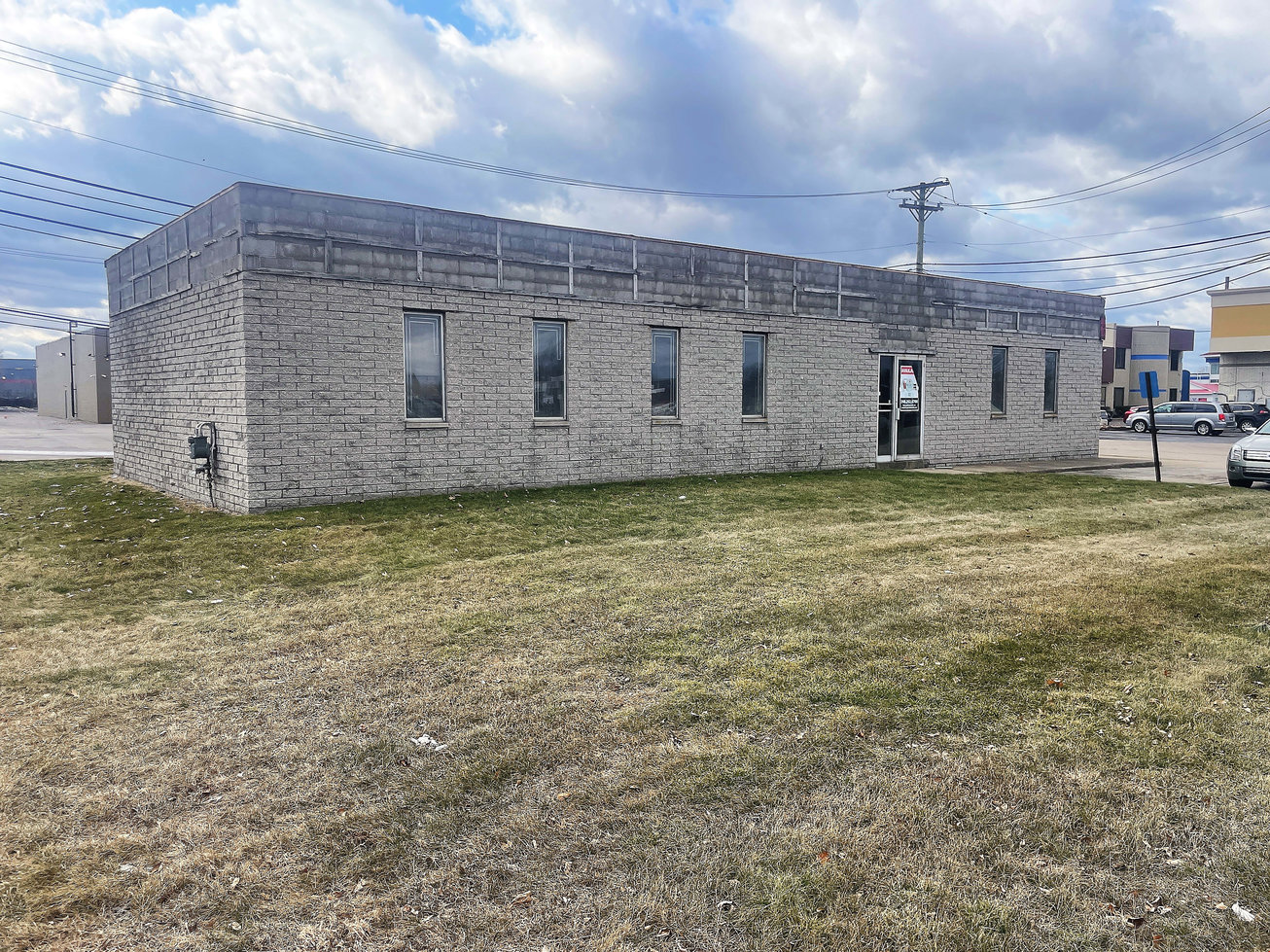 31281 Schoolcraft Road Retail