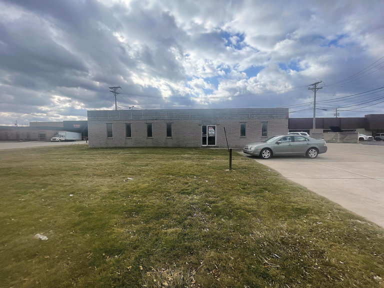 31281 Schoolcraft Road, Livonia, MI, For Lease, Image-3