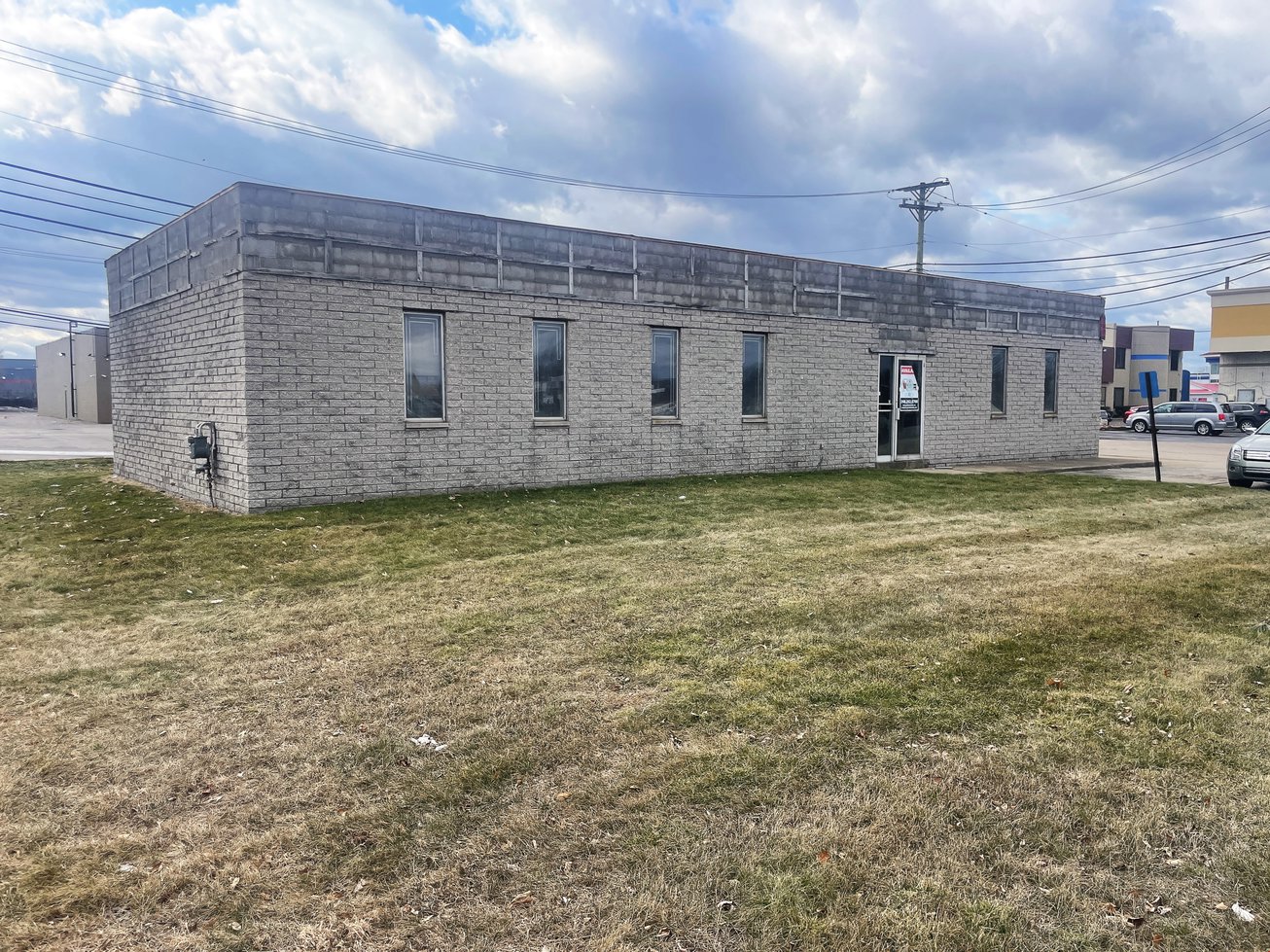 31281 Schoolcraft Road Retail