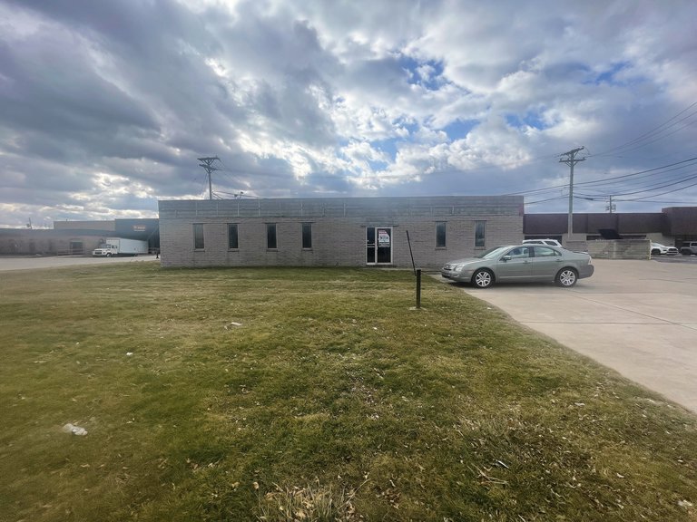 31281 Schoolcraft Road, Livonia, MI, For Lease, Image-2