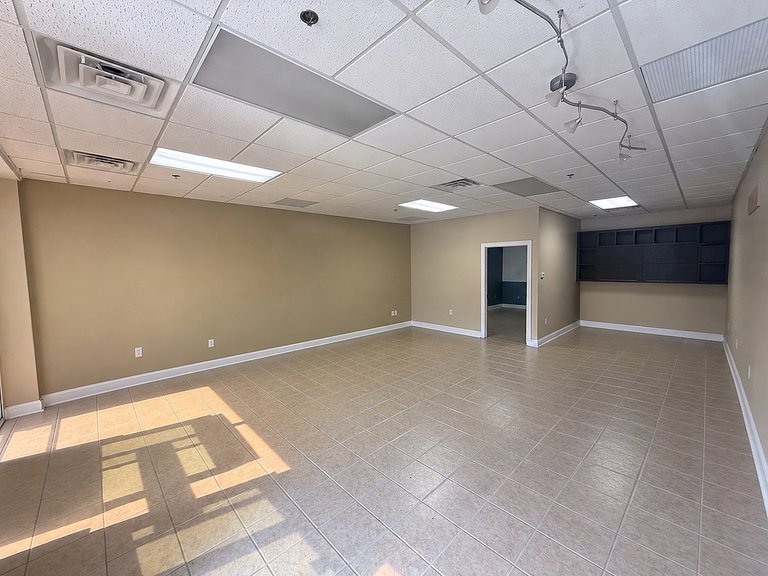 3405 SE Crossroads Dr Ste Q, Grimes, IA, For Lease, Image-2