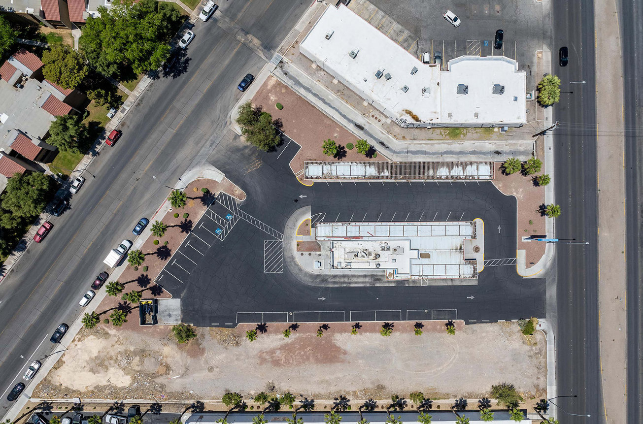 3431 North Rancho Drive Retail