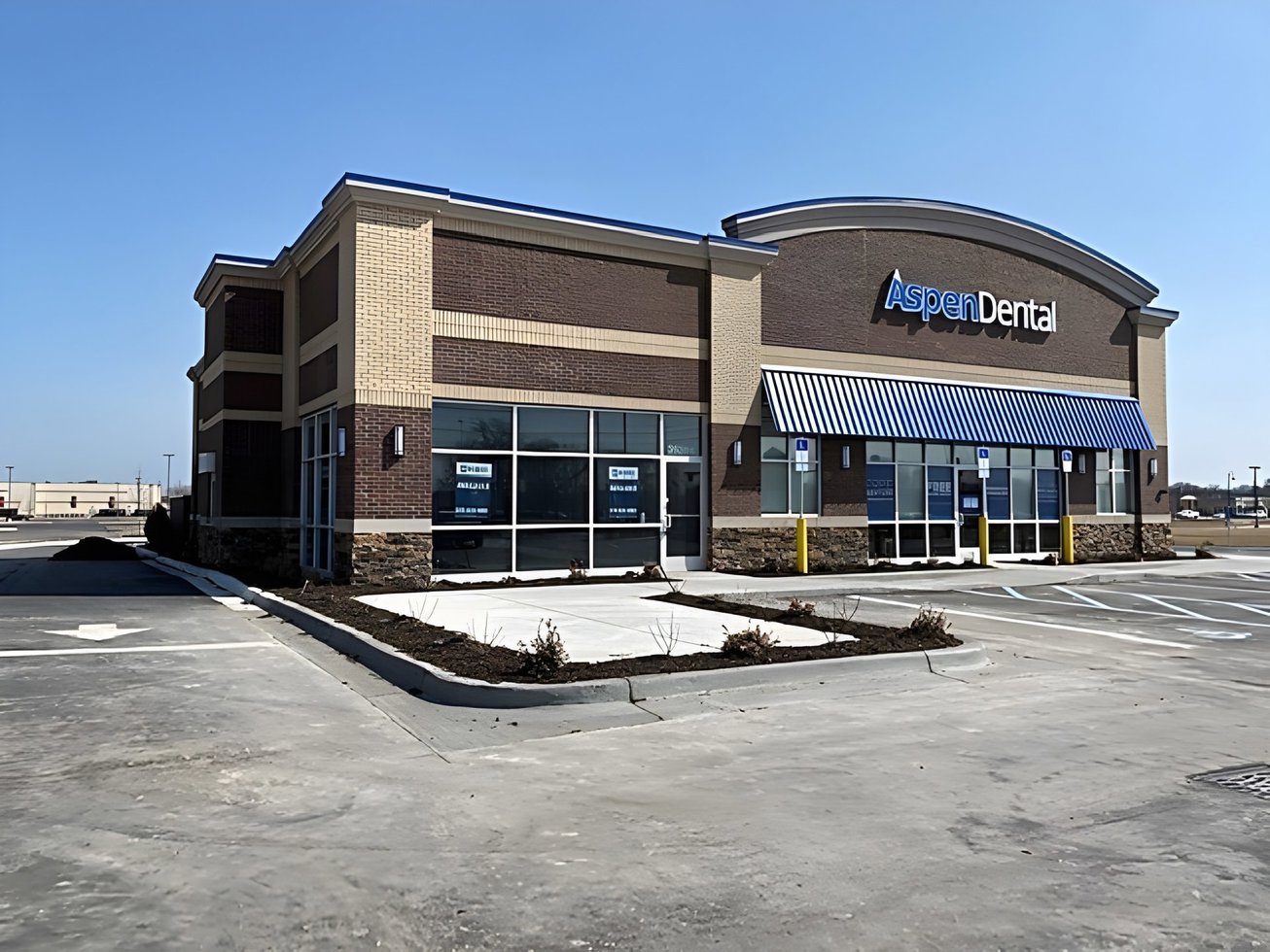 35372 Van Dyke Avenue Retail
