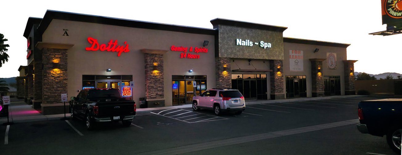 3610 - 3640 South Nevada 160 Retail