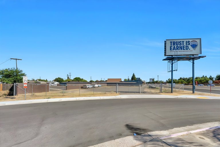 3777 North Clovis Avenue, Fresno, CA, For Lease, Image-6