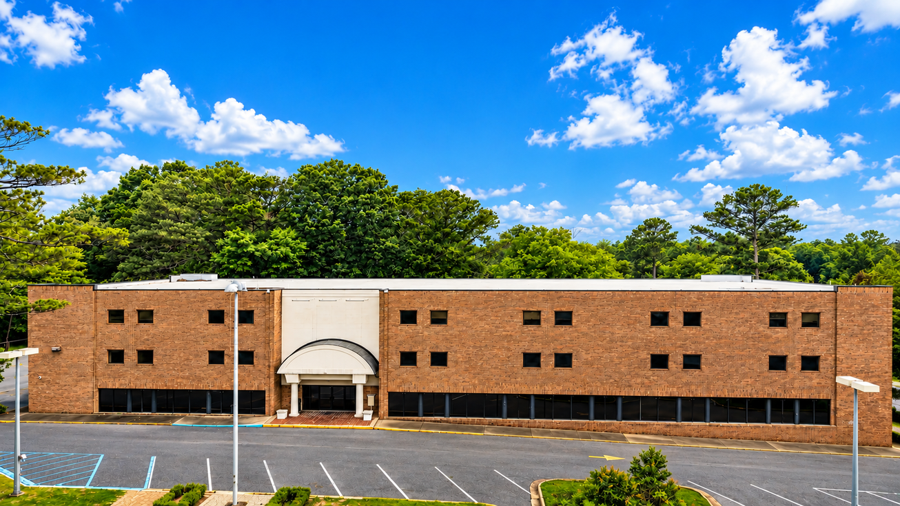 3815 Interstate Court Office