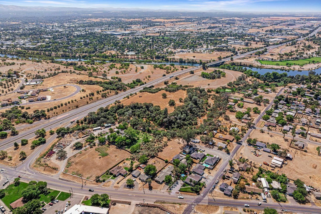 405 Grand Avenue Land/Development