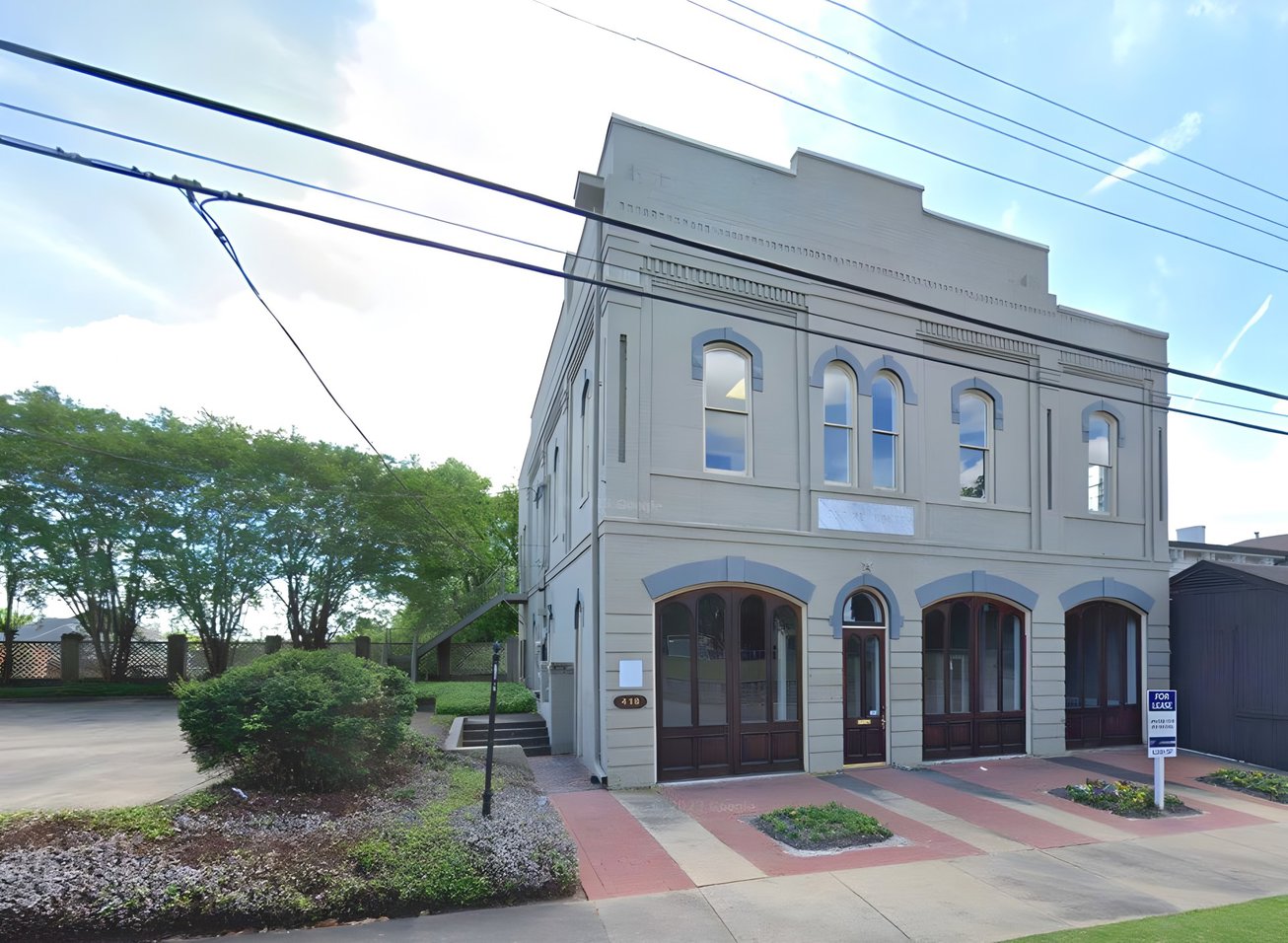 418 Scott Street Office
