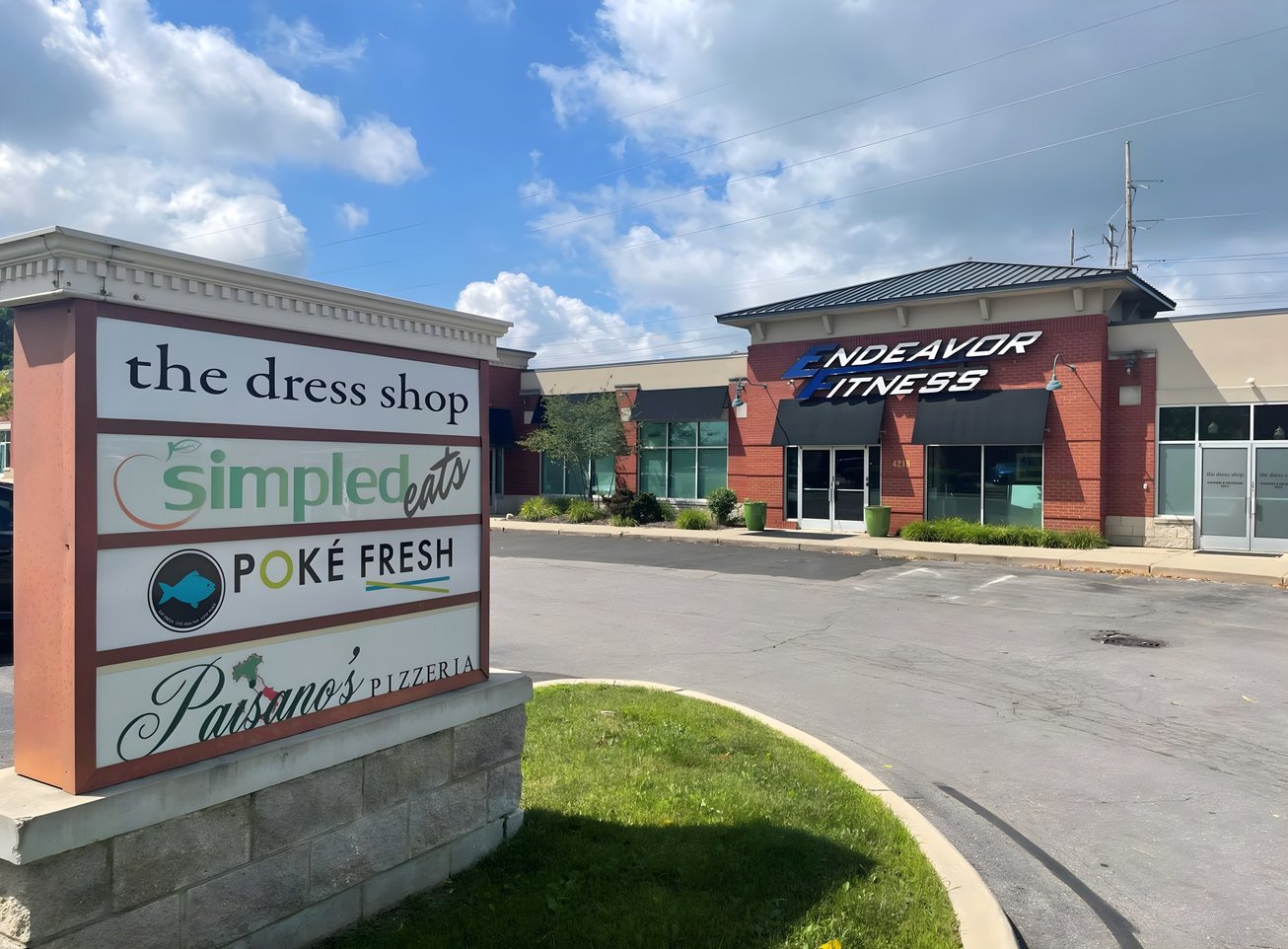 4218 East Grand River Avenue Office