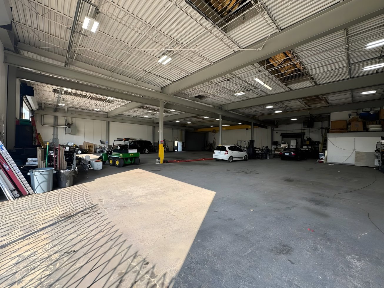 4451 West Kinzie Street Industrial