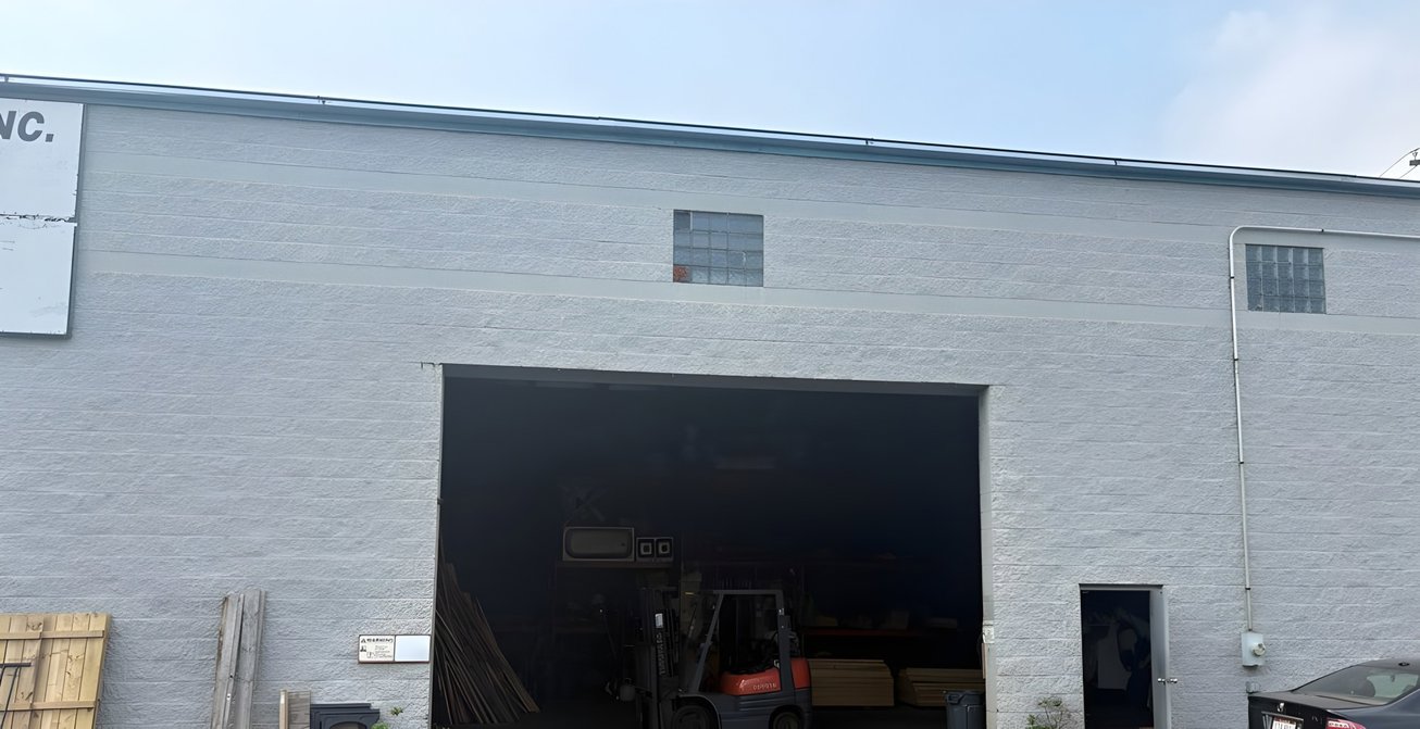 4630 South Cottage Grove Avenue Industrial