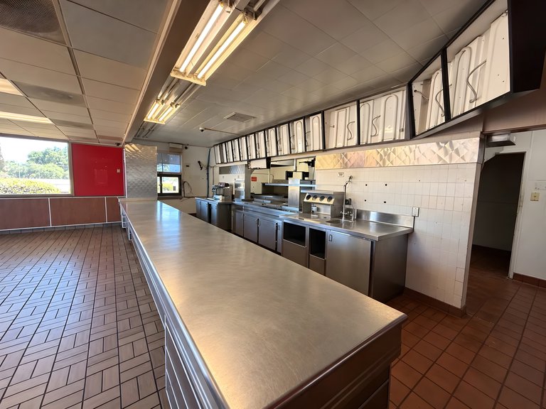 501 South Chinowth Street, Visalia, CA, For Lease, Image-15