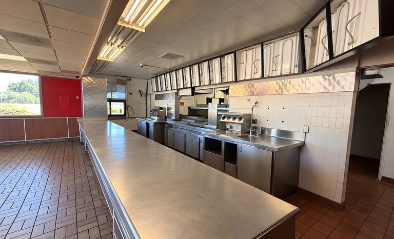501 South Chinowth Street, Visalia, CA, For Lease, Image-9