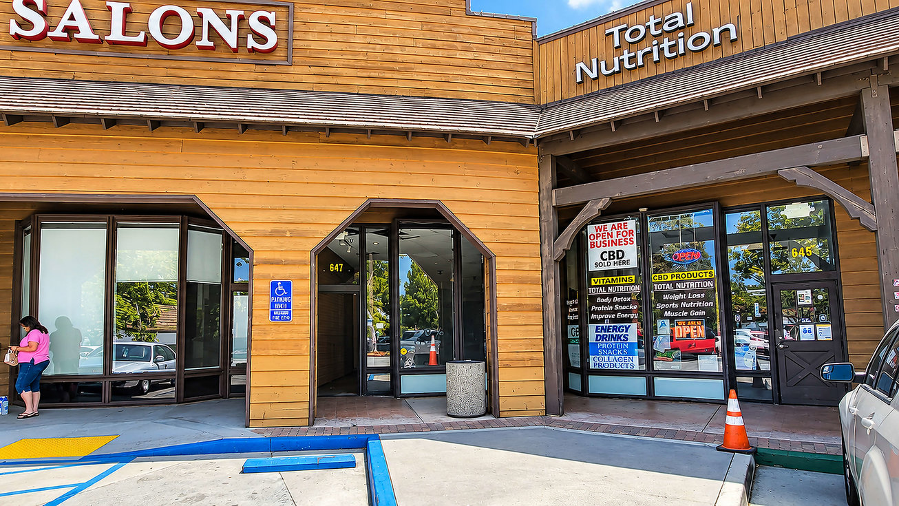 515-677 West Arrow Highway Retail