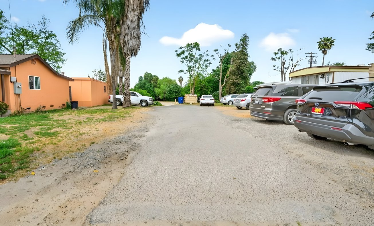 521 West Hatch Road Multifamily