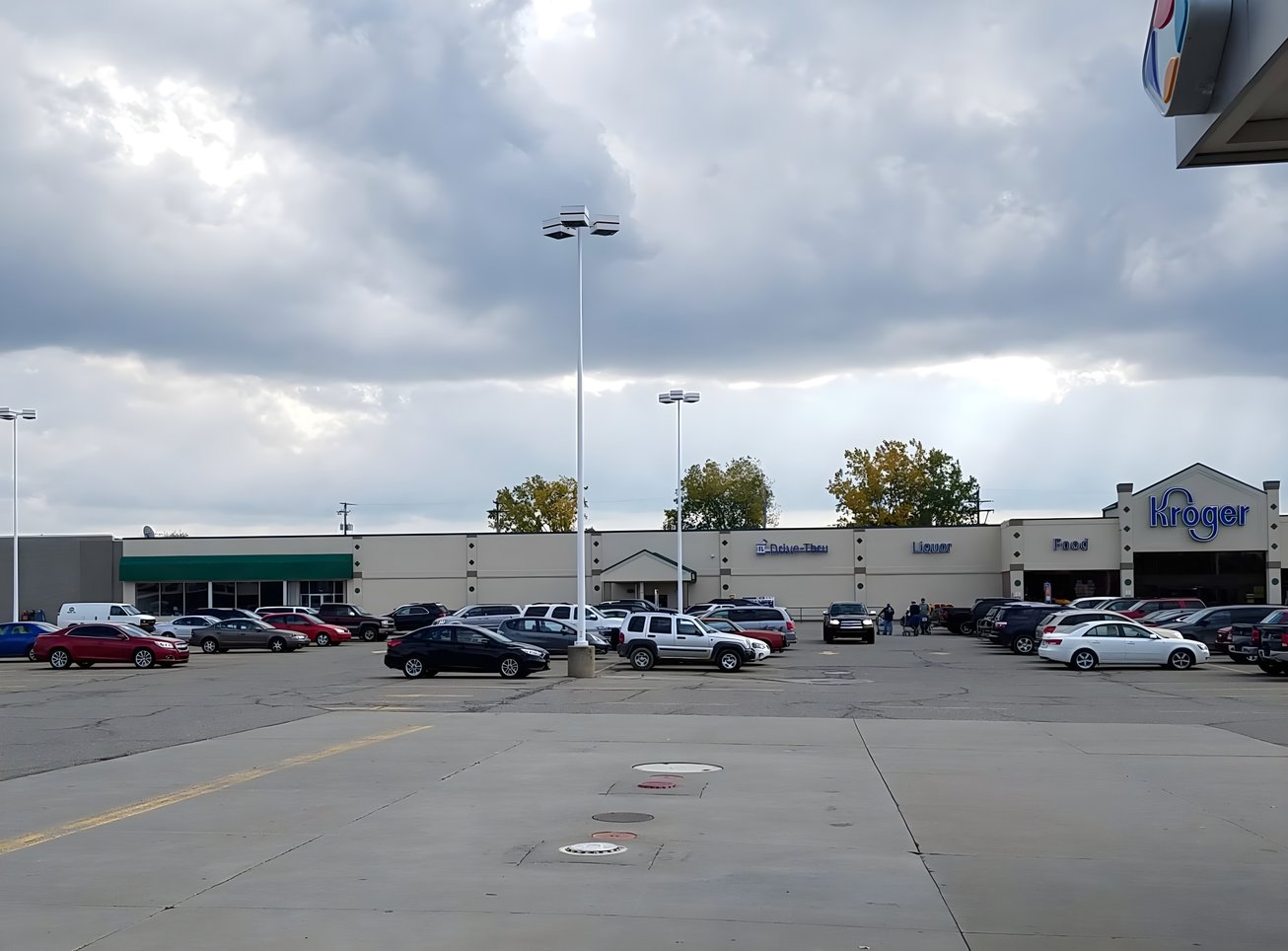 5219 Corunna Road Retail