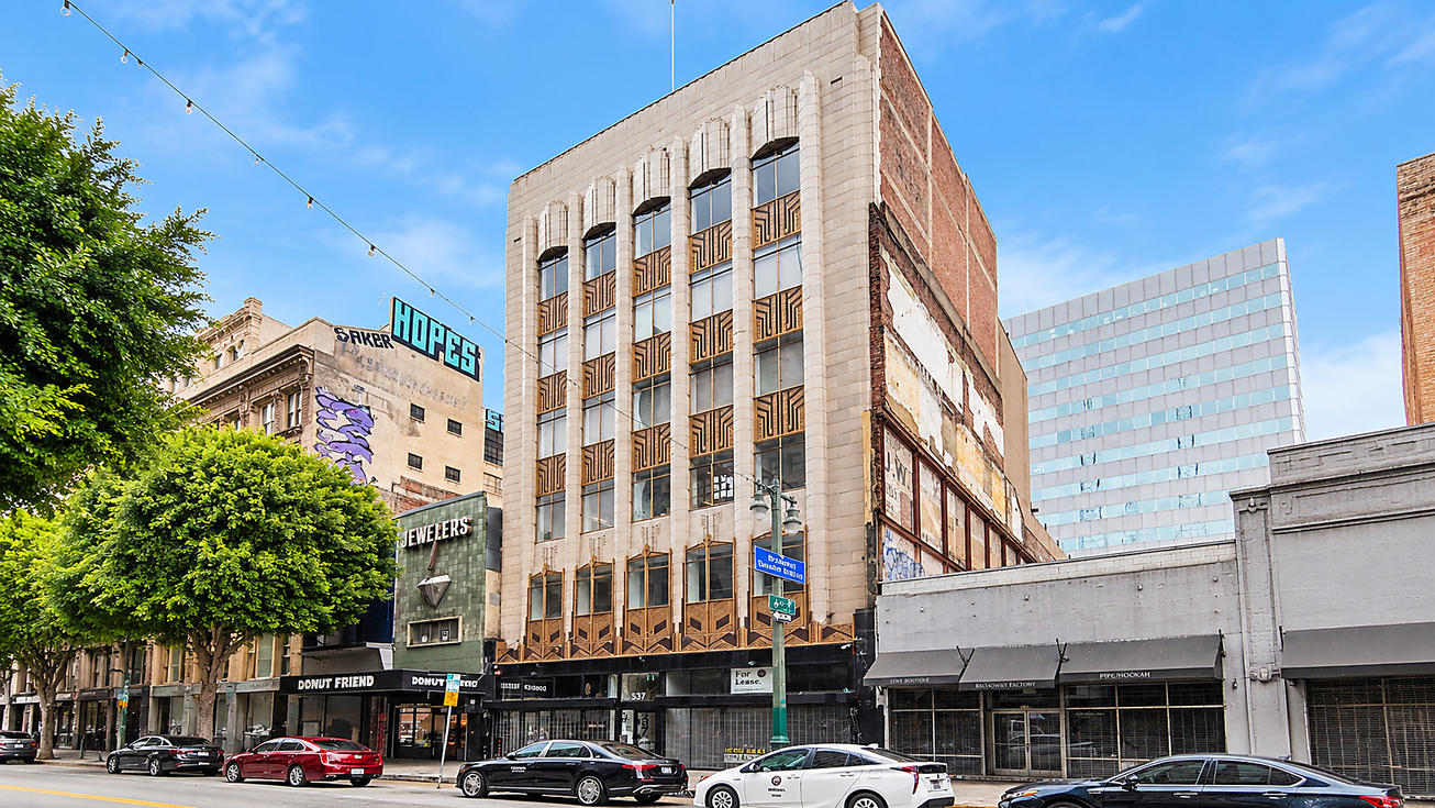 537 South Broadway Office