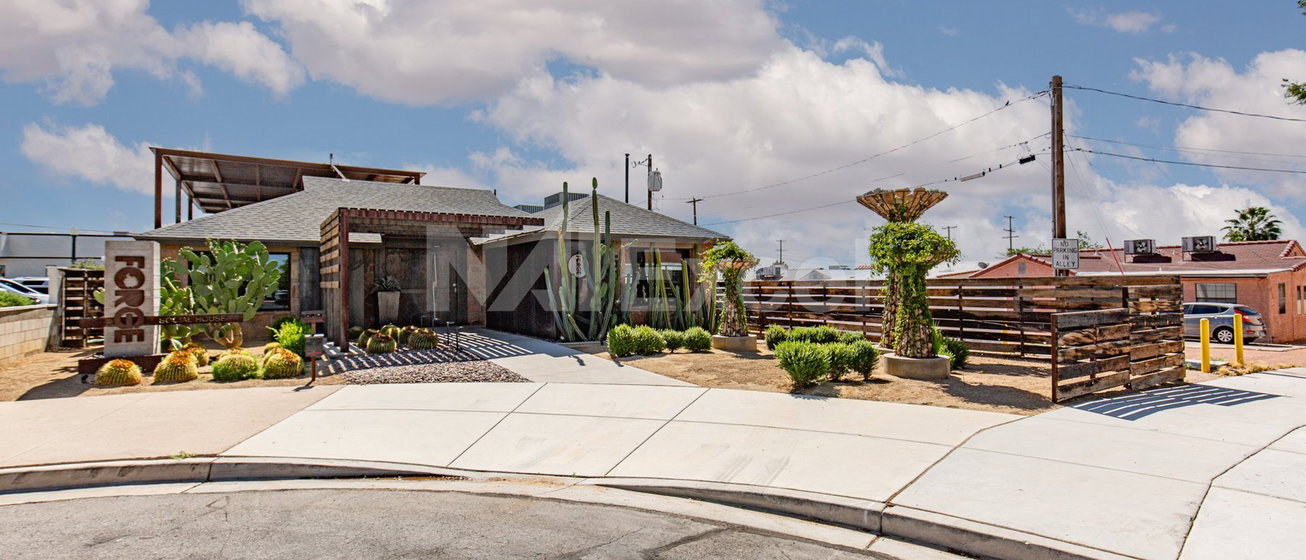 553 California Ave Retail