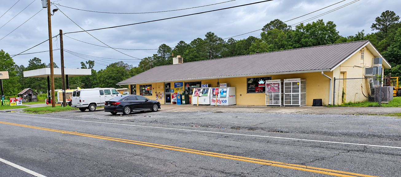 558 Gordon Highway Retail
