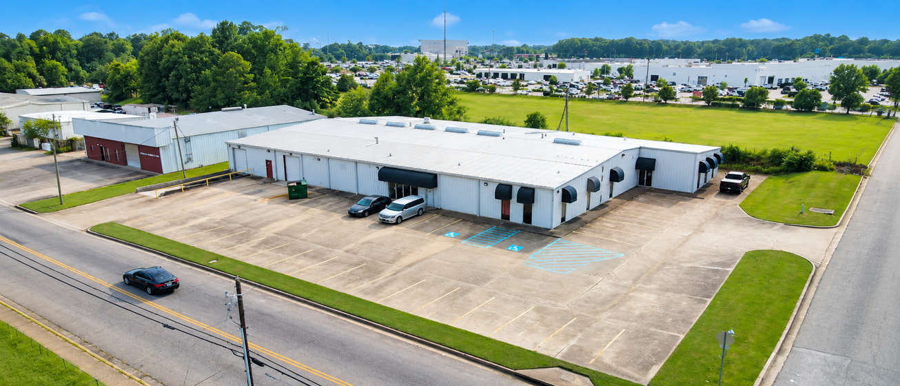 5700 East Shirley Lane Industrial