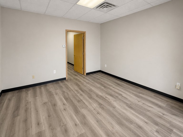 5829 W Sam Houston Parkway N, Buildings 2 & 3, Houston, TX, For Lease, Image-7