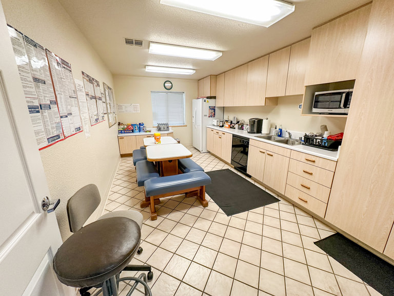 6172 Meister Way, Anderson, CA, For Lease, Image-5