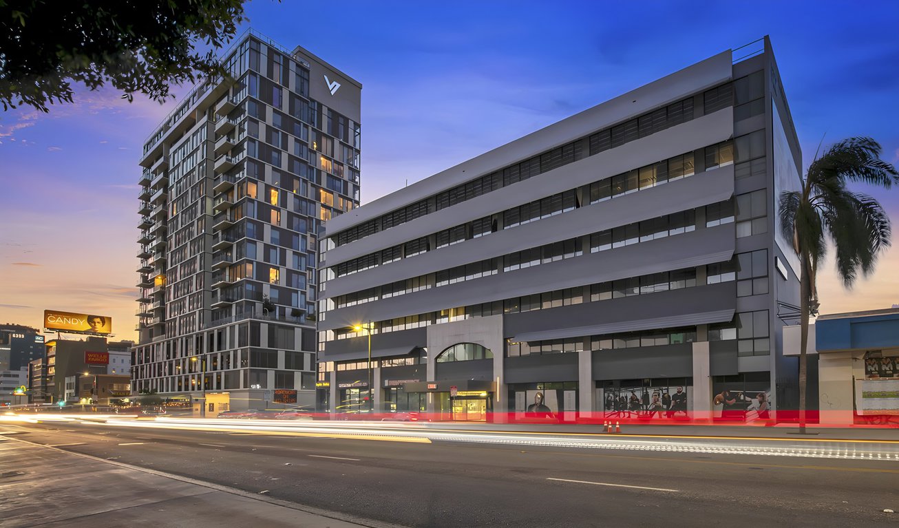 6221 Wilshire Boulevard Retail