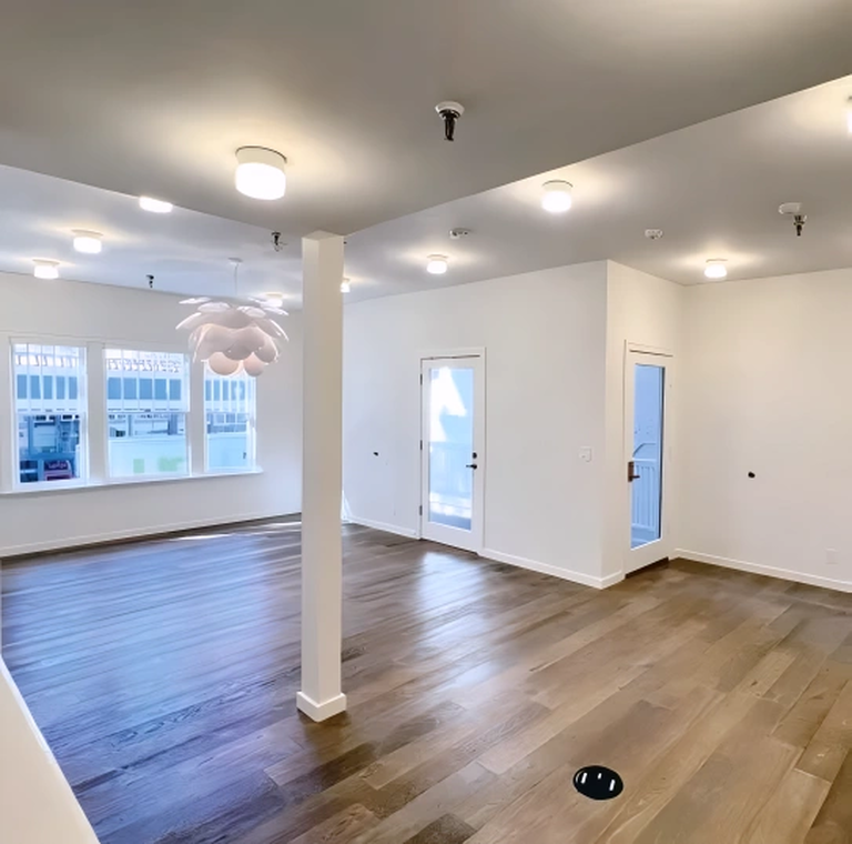 625 Emerson St Office photo 1