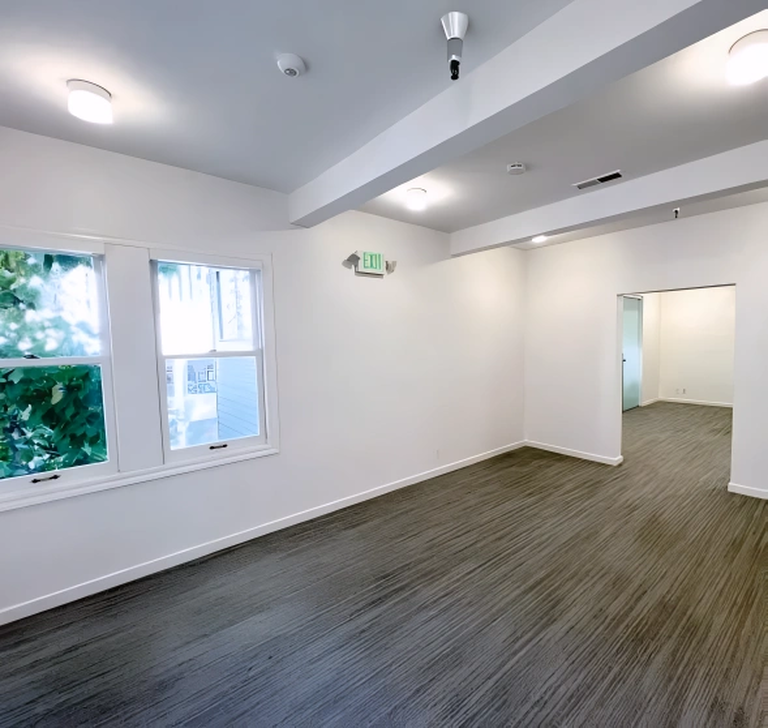 625 Emerson St Office photo 5