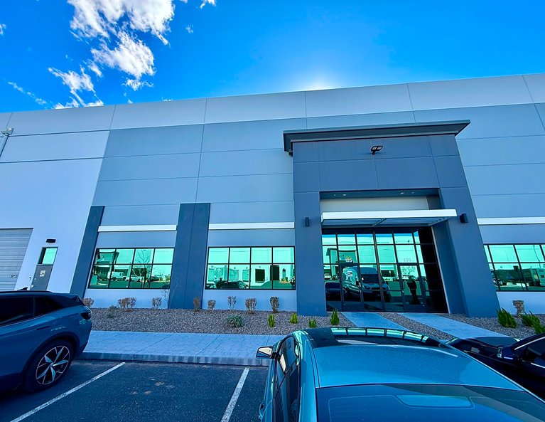 6255 North Hollywood Boulevard, Suite B125 Industrial photo 1