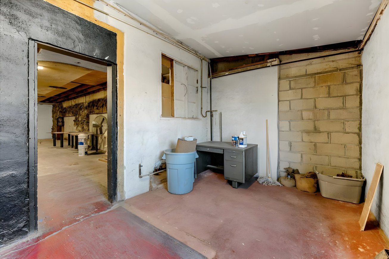 636 Park Boulevard, Orange Cove, CA, For Sale, Image-2
