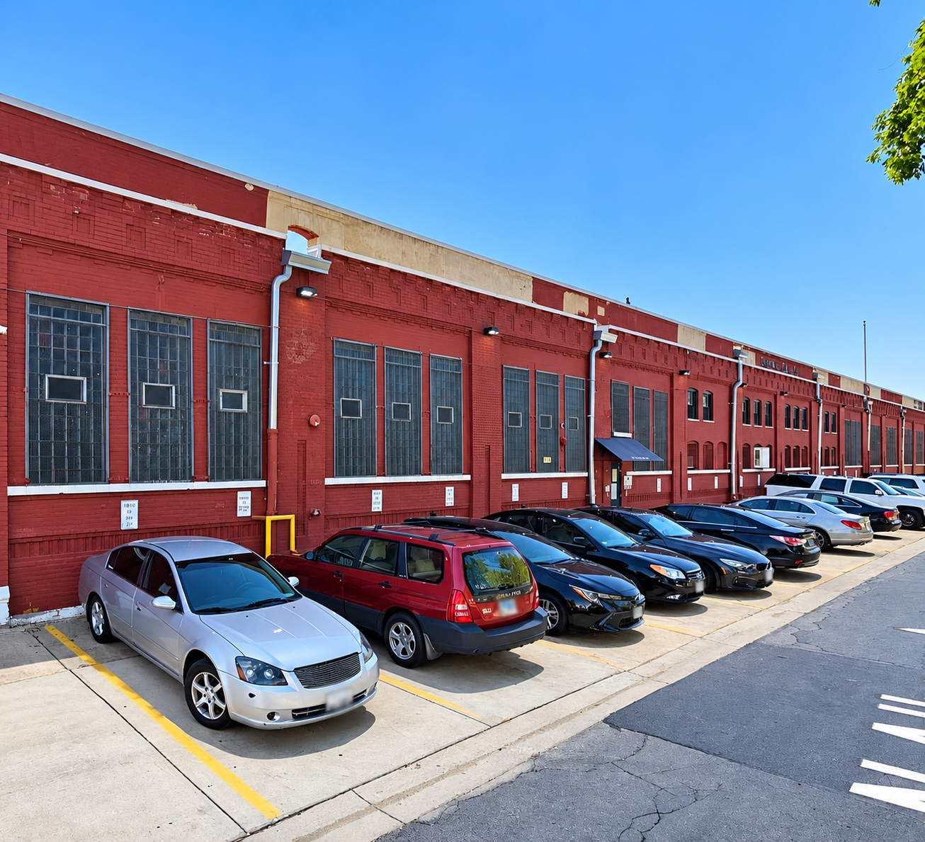 701 North Albany Avenue Industrial