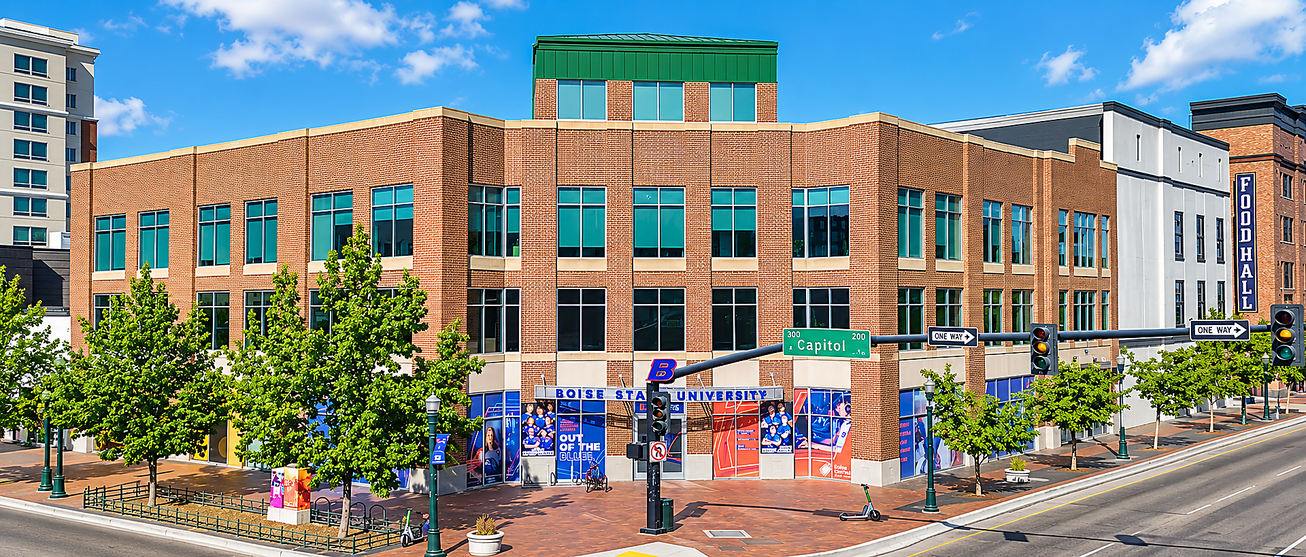 755 W. Front St. Office