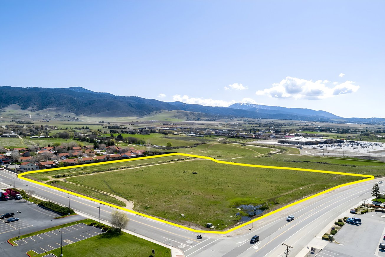 770 West Tehachapi Boulevard, Tehachapi, CA, For Sale, Image-1