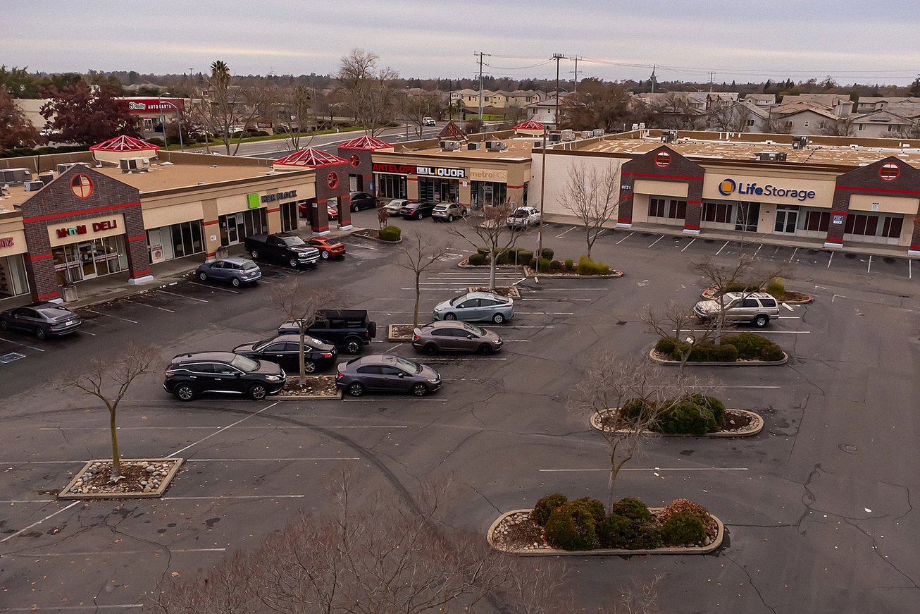 8005-8027 Watt Avenue Retail