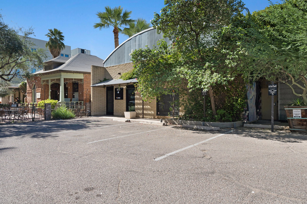 820 N 3rd St Office