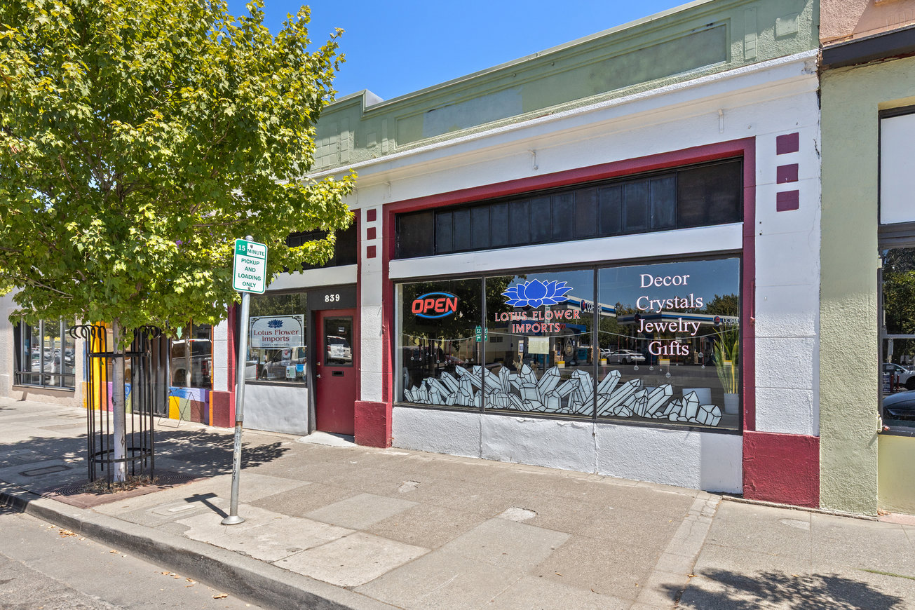 835-845 Main Street Retail