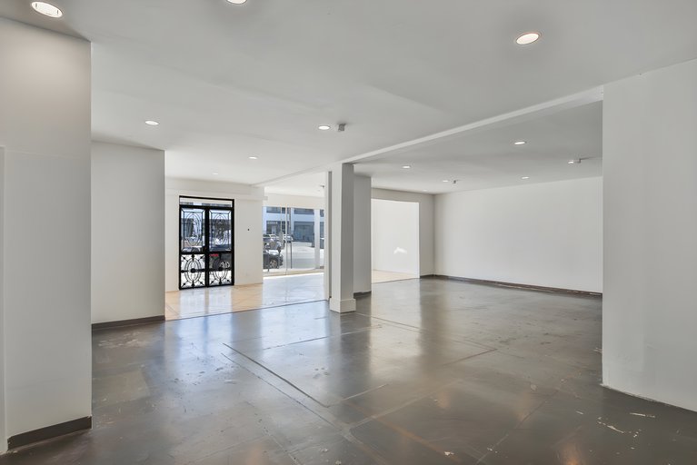 853 - 857 North La Cienega Boulevard, West Hollywood, CA, For Lease, Image-3